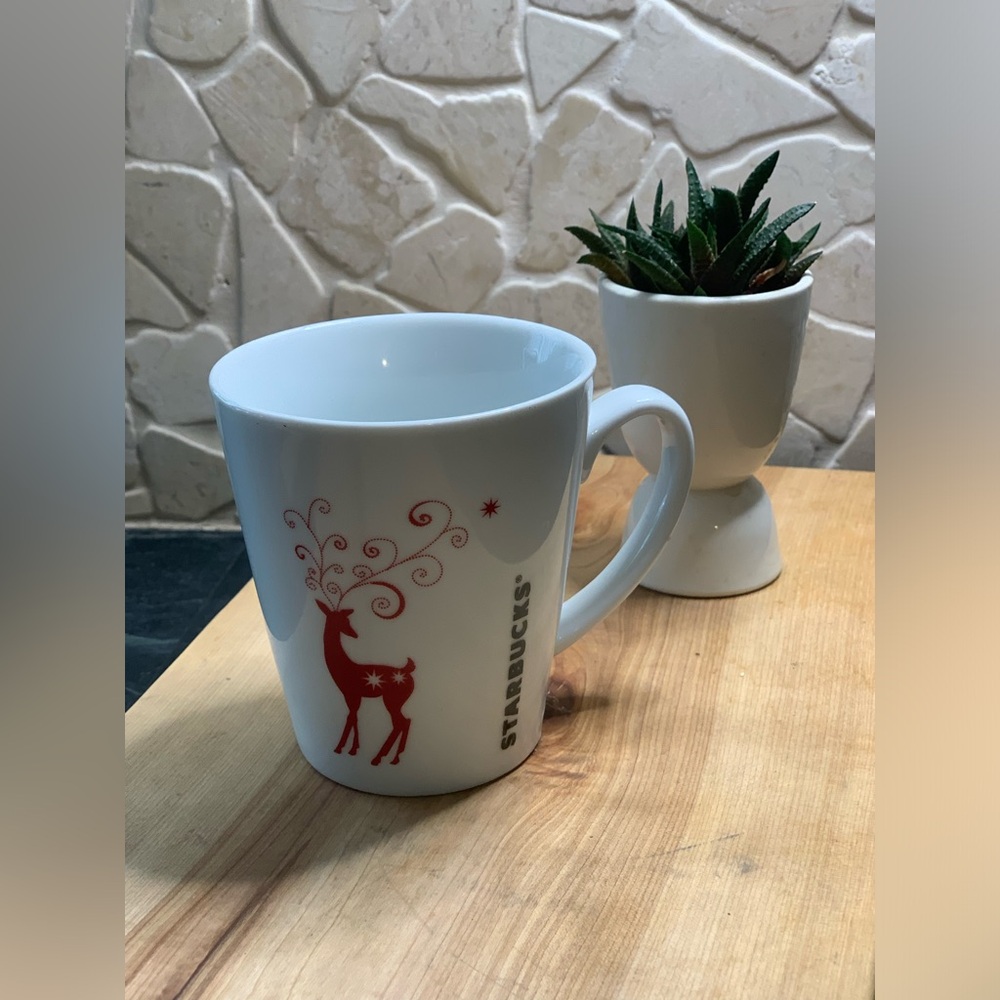 STARBUCKS | 2011 Holiday Reindeer Mug